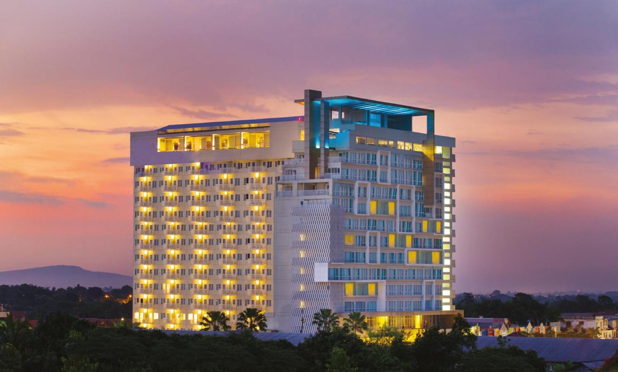 Hotel Swiss-Belcourt Bogor Exterior foto